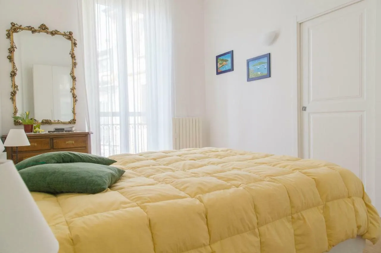 Apartamento Modern And Central Apt In Porta Romana Milão